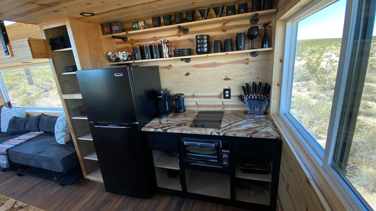 30-foot tiny house_kitchen