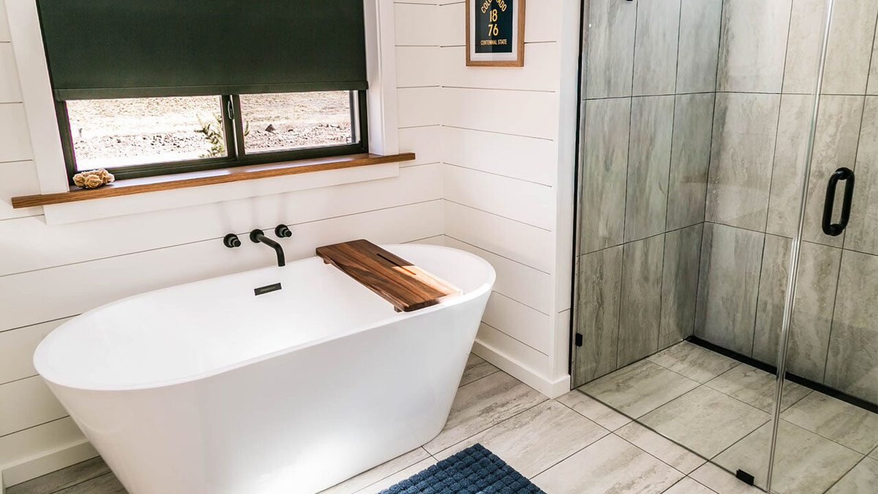 A-frame Studio tiny house-bathroom