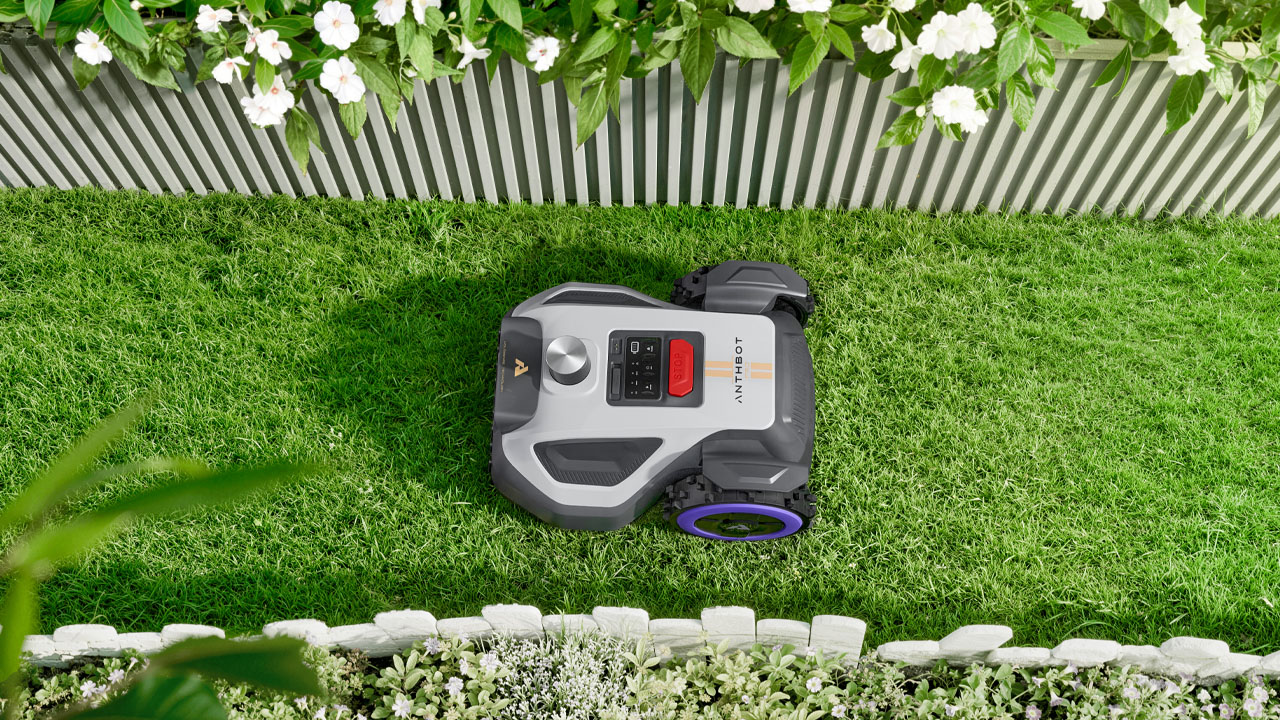 ANTHBOT M9 Pro Robot Lawn Mower - navigates narrow passages