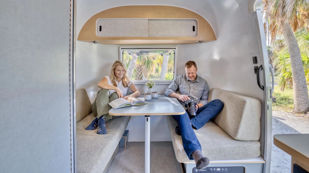Airstream 22RB Travel Trailer