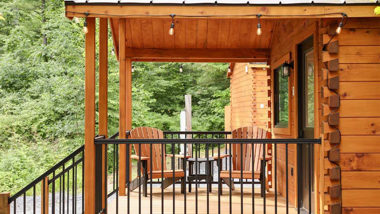 Aspen Tiny House- honey-amber façade