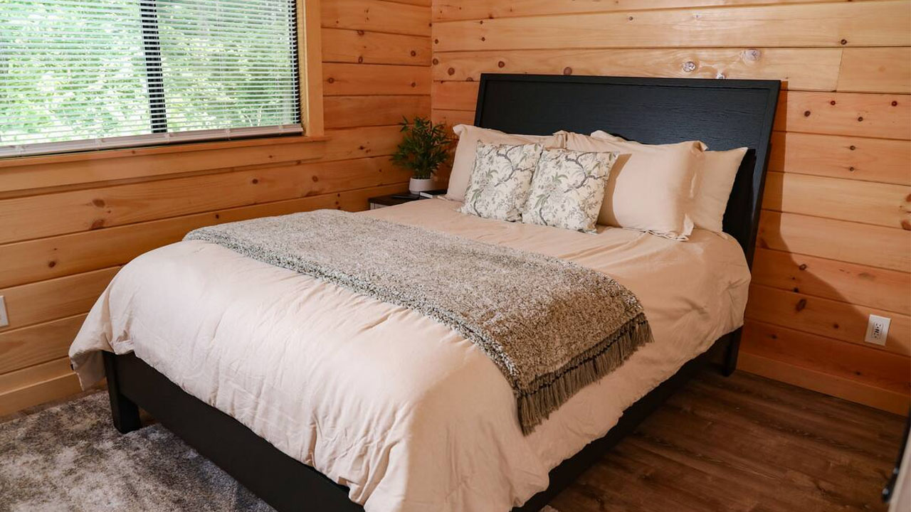 Aspen Tiny House- main floor bedroom