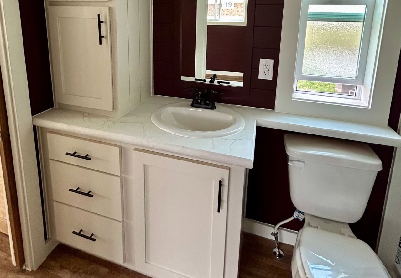 Bathroom of Cardinal Tiny House Park Model