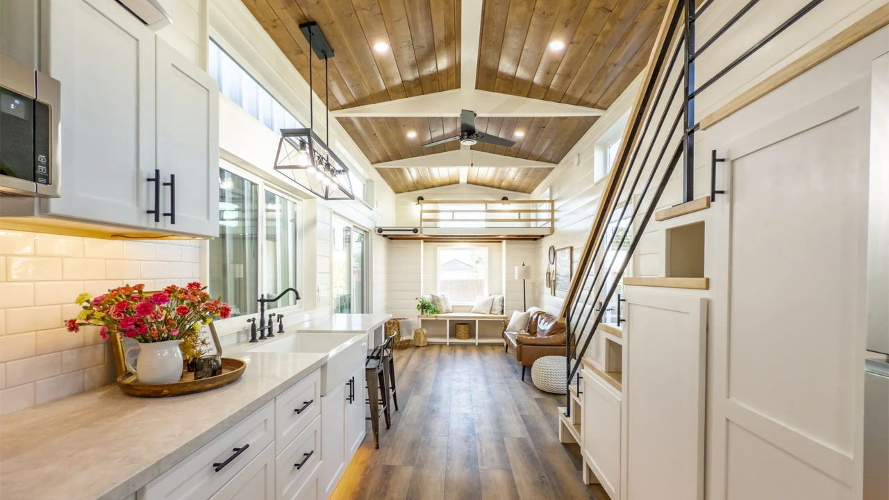 Cedar Ridge XL Tiny House interior 1