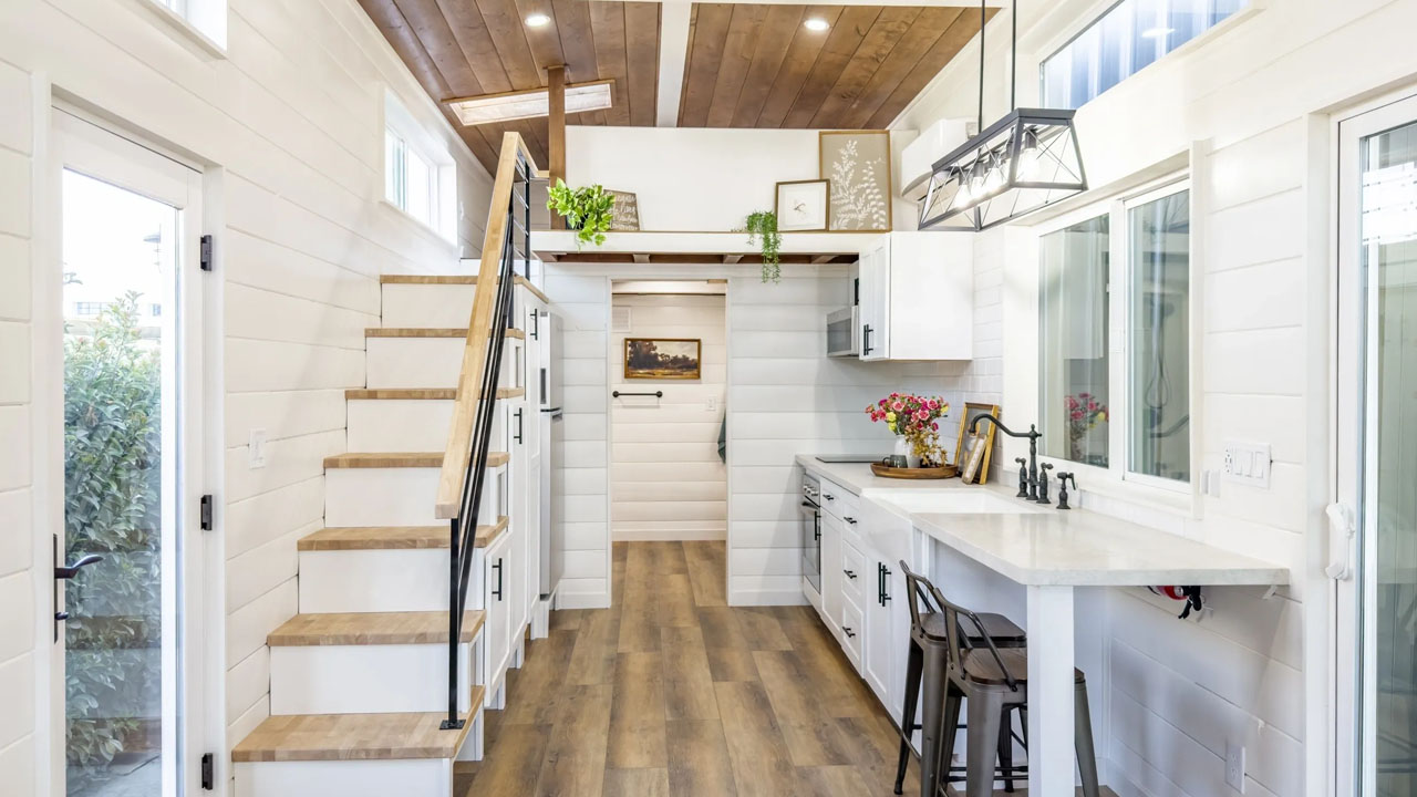Cedar Ridge XL Tiny House kitchen