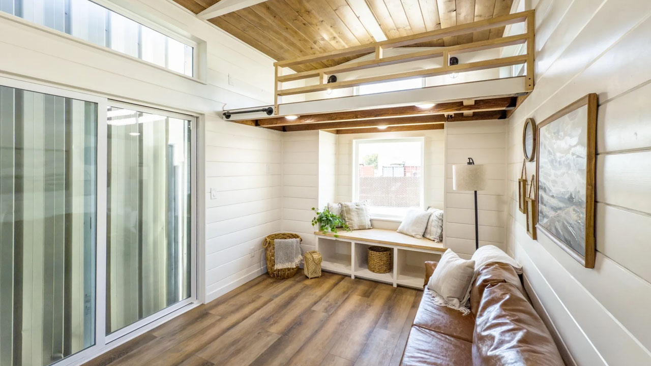 Cedar Ridge XL Tiny House living area