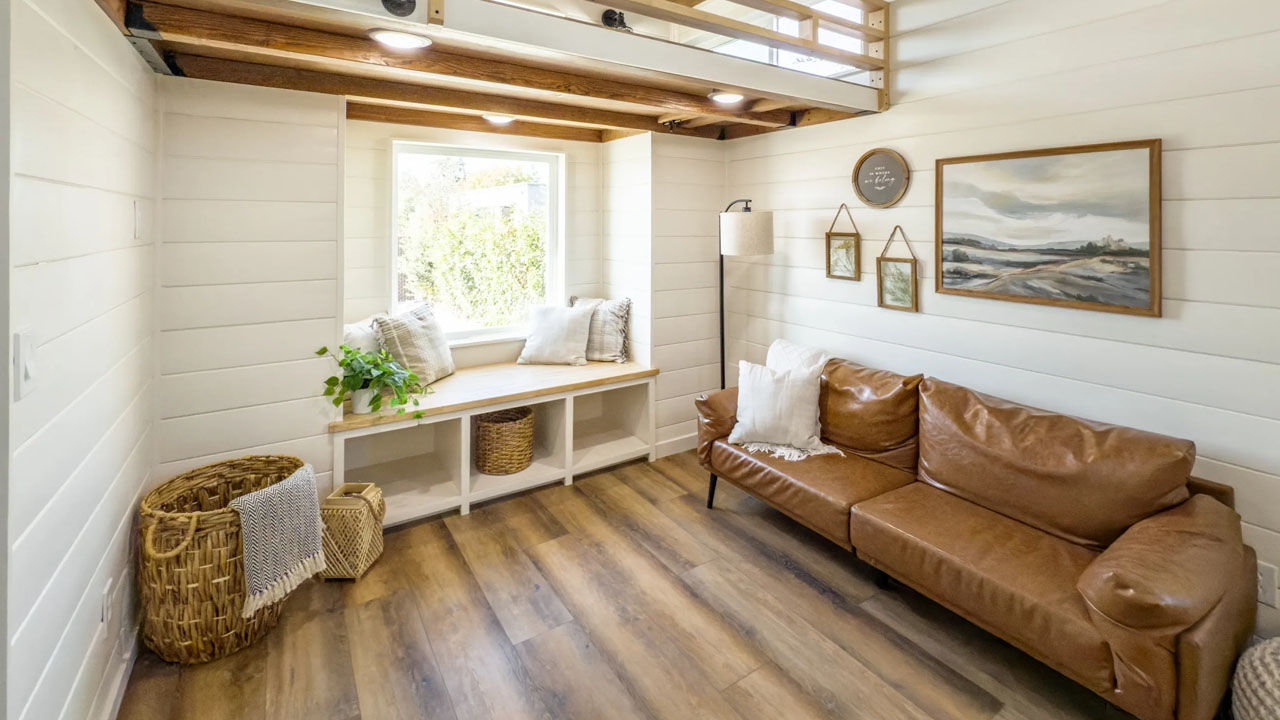 Cedar Ridge XL Tiny House - living area