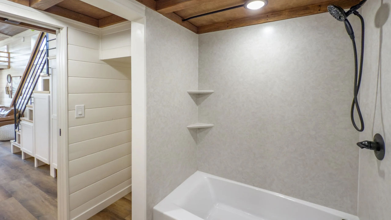 Cedar Ridge XL Tiny House shower