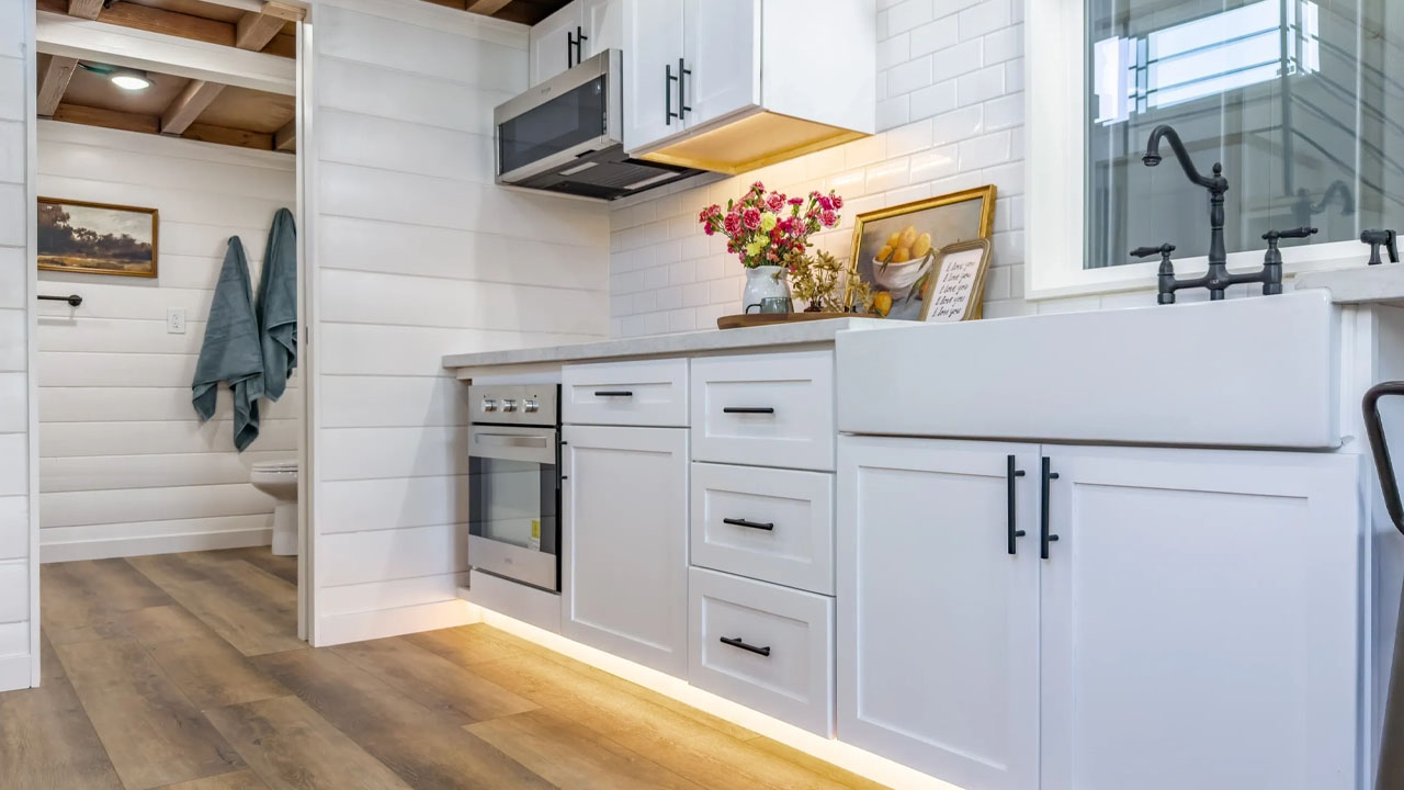 Cedar Ridge XL Tiny House underlit cabinets