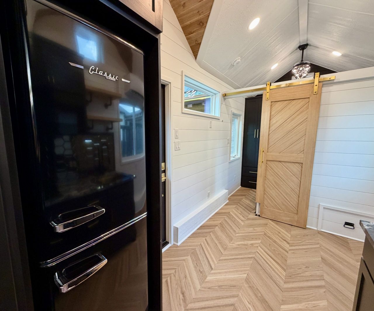 Cristal tiny house on wheels