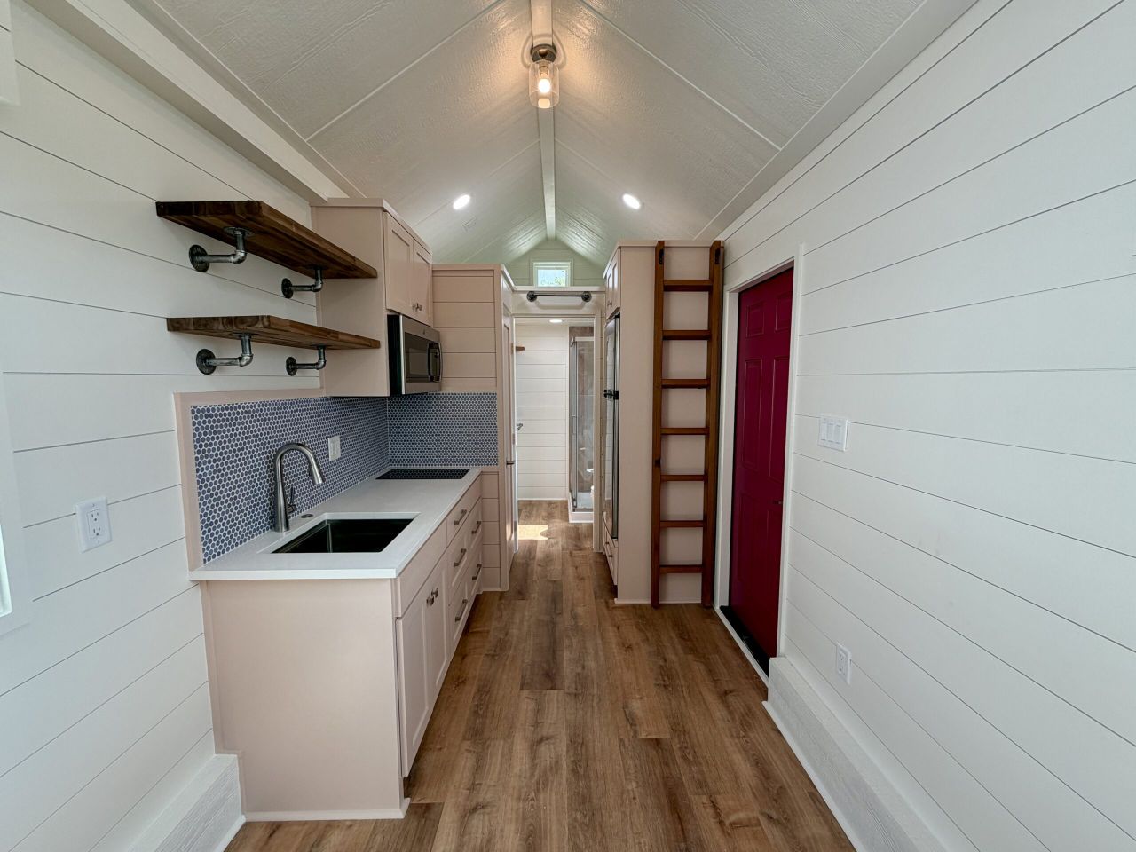 Eeya's Sweet tiny house interior