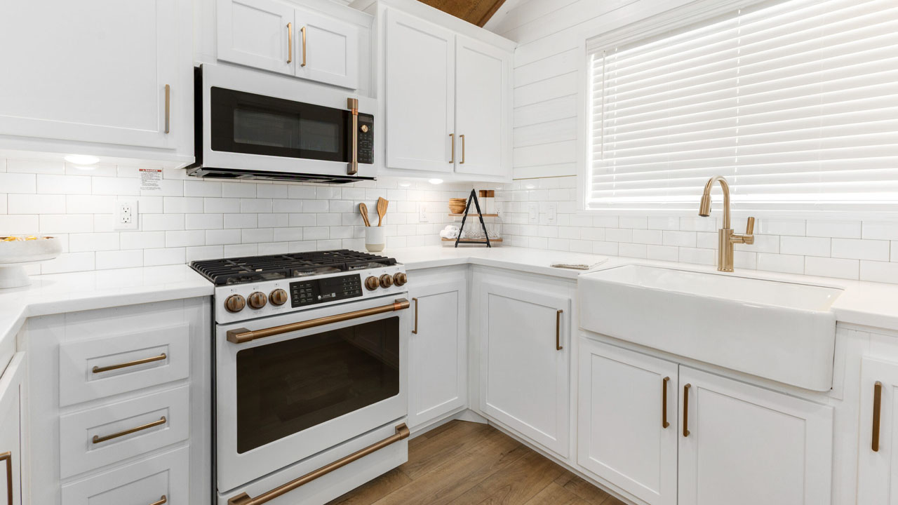 Eldorado 9109 Tiny House kitchen