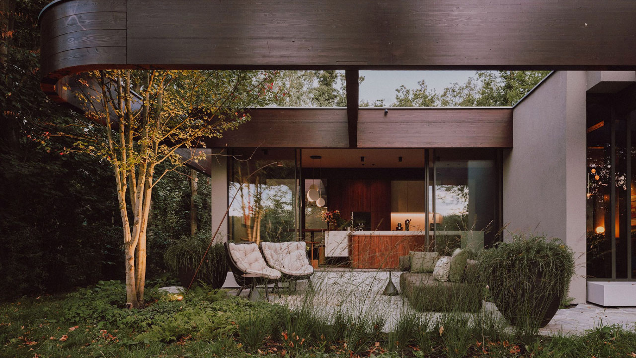 Forest Villa MB-outdoor sitting area on terrace