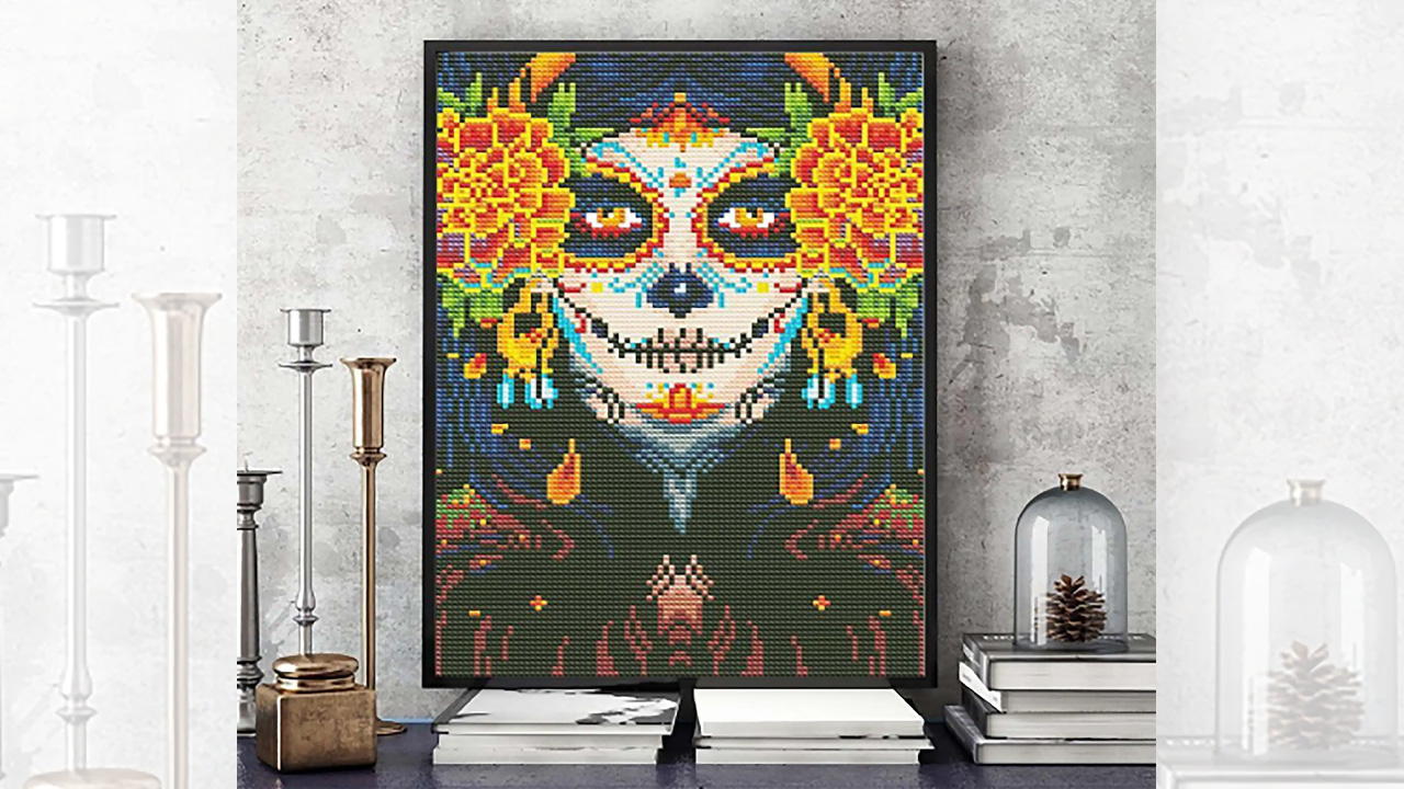 Day of the Dead Woman Glow in the Dark Diamond Art Kit
