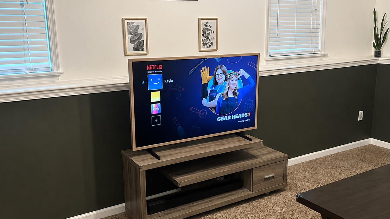 Hisense S7SG CanvasTV Review