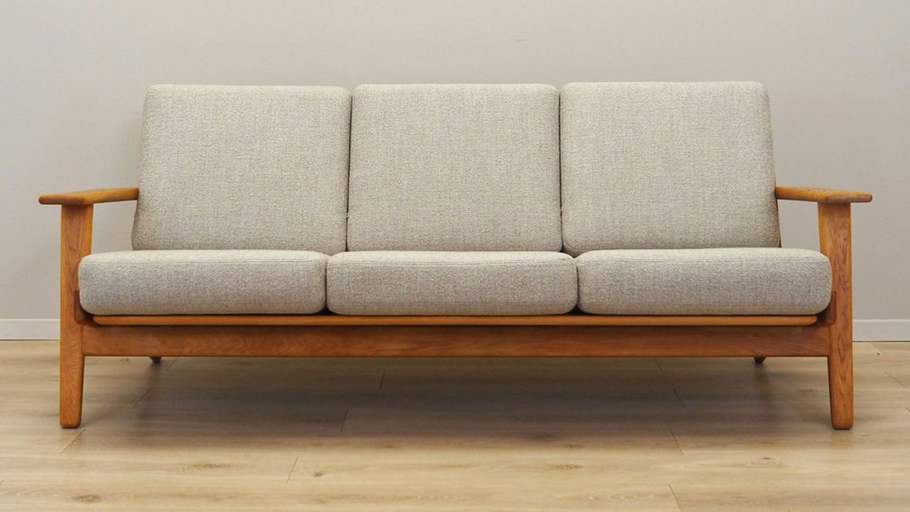 How to Choose Sofa for Small Apartment Living Room