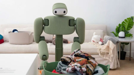 Weave Robotics Launches Isaac 1 Home Robot That Replaces Fingers With Claws Isaac 1 Home Robot