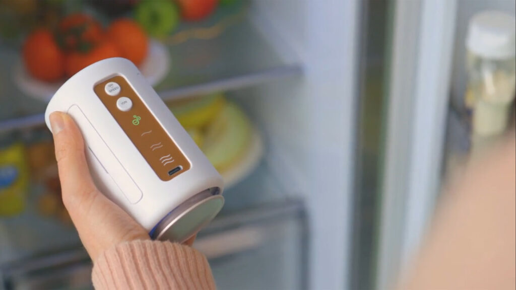 Can-Sized Jetro Fridge Purifier Eliminates Unpleasant Odor and Extends Food Freshness Jetro is Can-Sized Fridge Purifier That Eliminates Unpleasant Odor and Extends Food Freshness