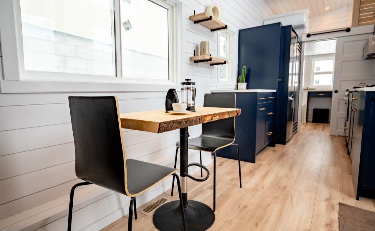 Laural tiny house dining