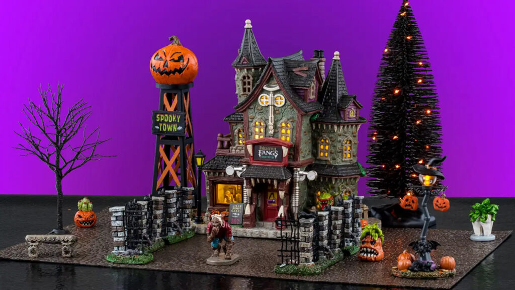 Lemax Launches Spooky Town Collection for 2026 Halloween to Elevate Your Spine-Chilling Displays Frightful Fangs Dentistry Set