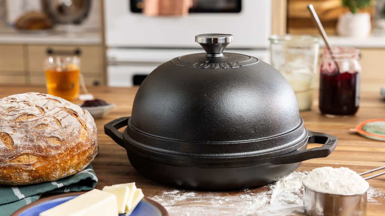 Lodge Bread Ovens With Domed Lid