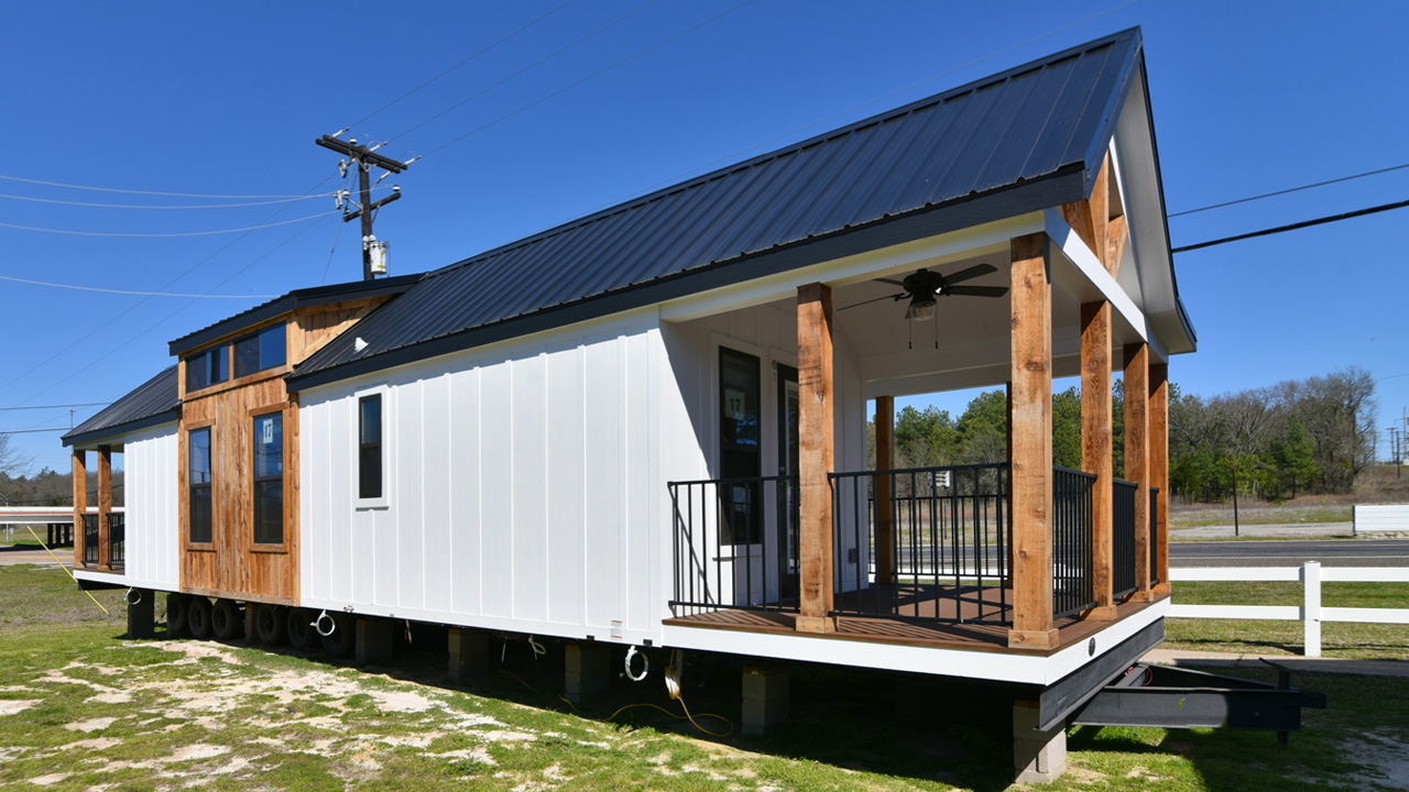 Magnolia Tiny House with front back and side porches