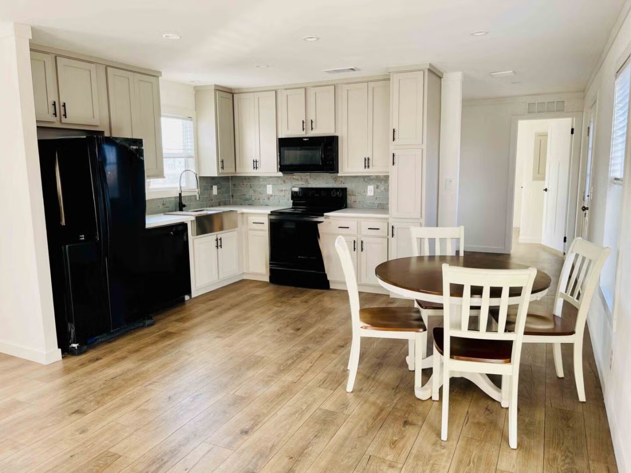Maverick tiny house Park Model Dining room