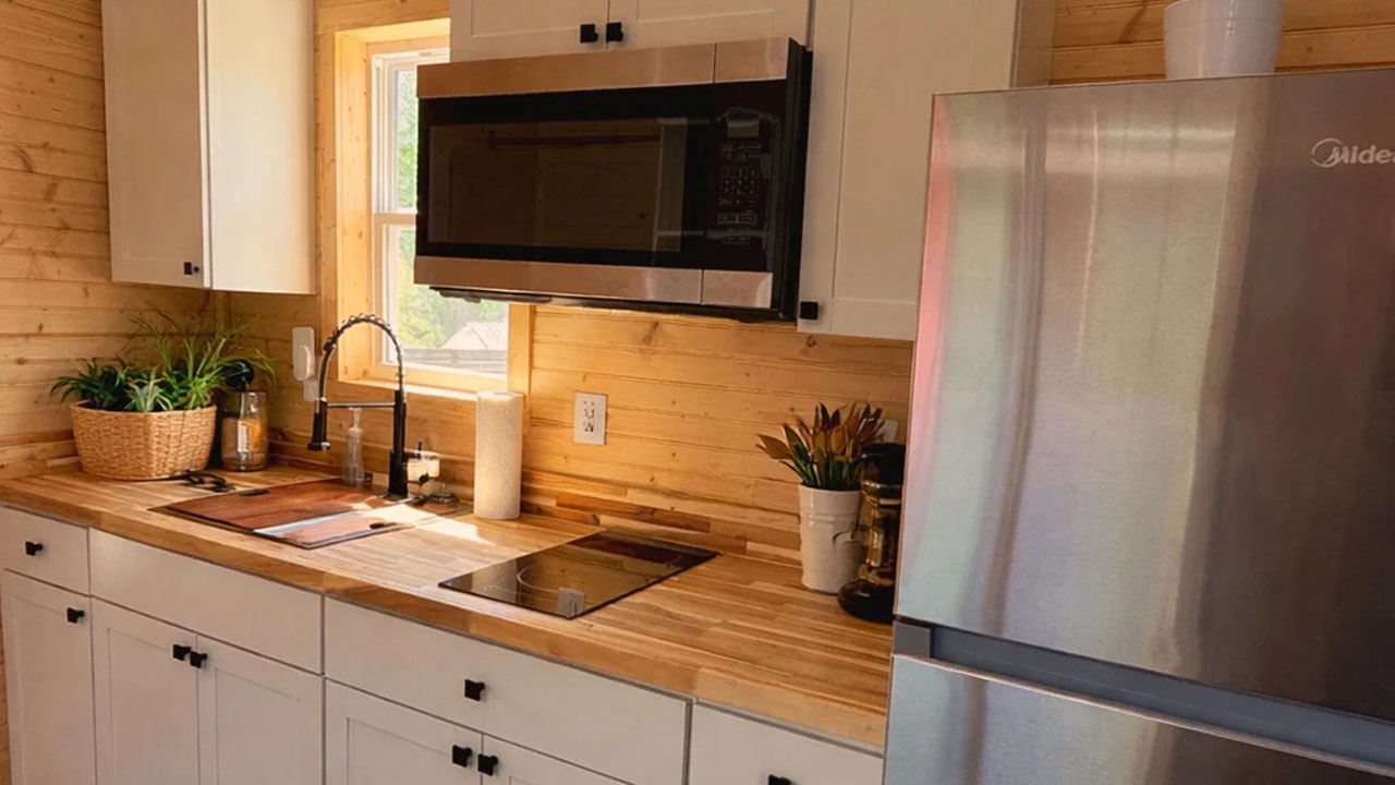 Meadow Cottage on Wheels-kitchen