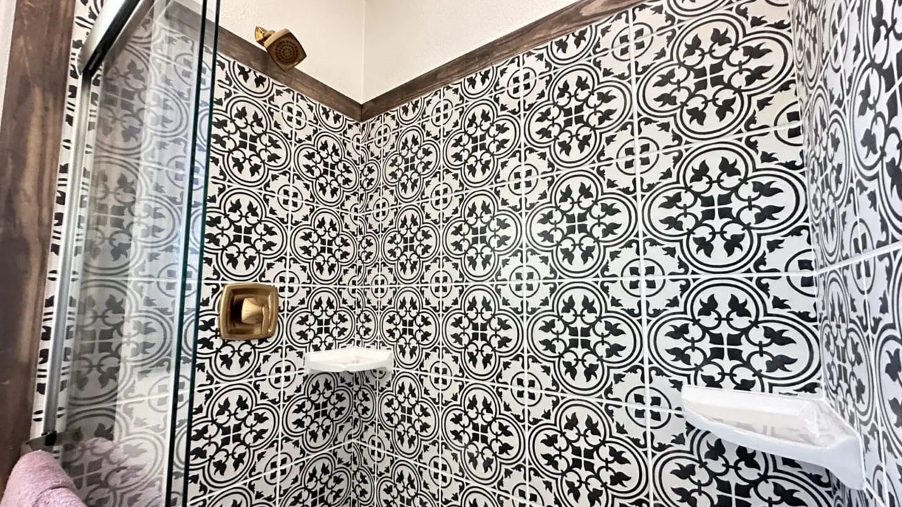 Mini Willow Tiny House - bathroom