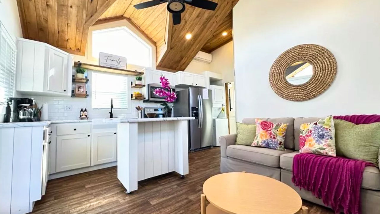 Mockingbird Tiny house interior