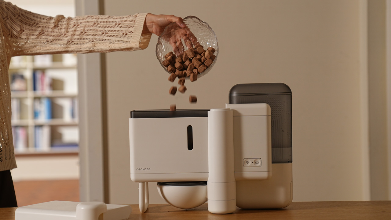 Niakasa Riko Pet Feeder For wet food
