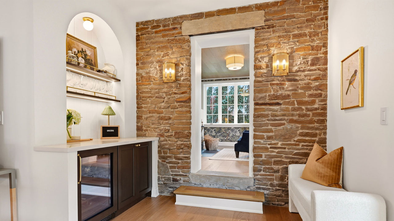 Ontario Tudor House-exposed stone brick wall
