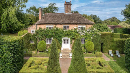 Once Home to Princess Margaret, This English Country Home Lands on Market for First Time in a Century, Lists for $5M Princess Margaret’s 15th Century West Sussex Estate Lists in Market for $5.28 Million