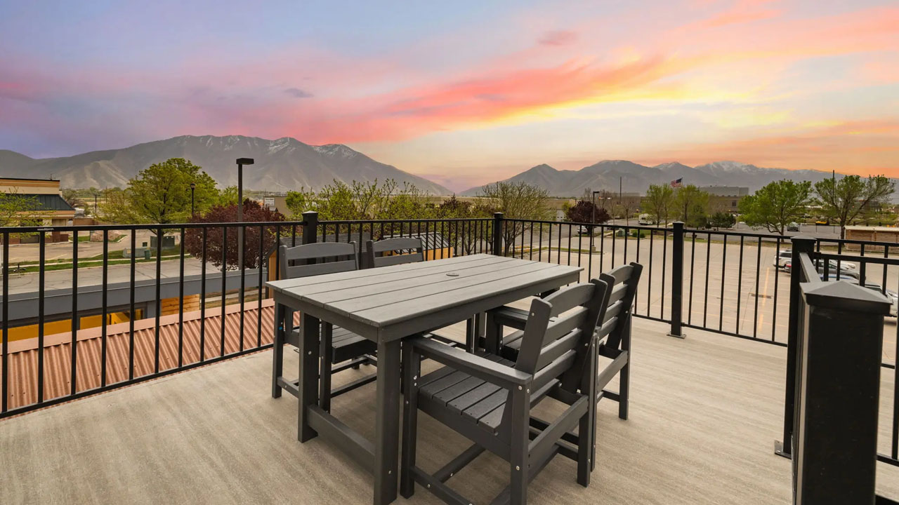 Skyview Tiny House terrace dining setup