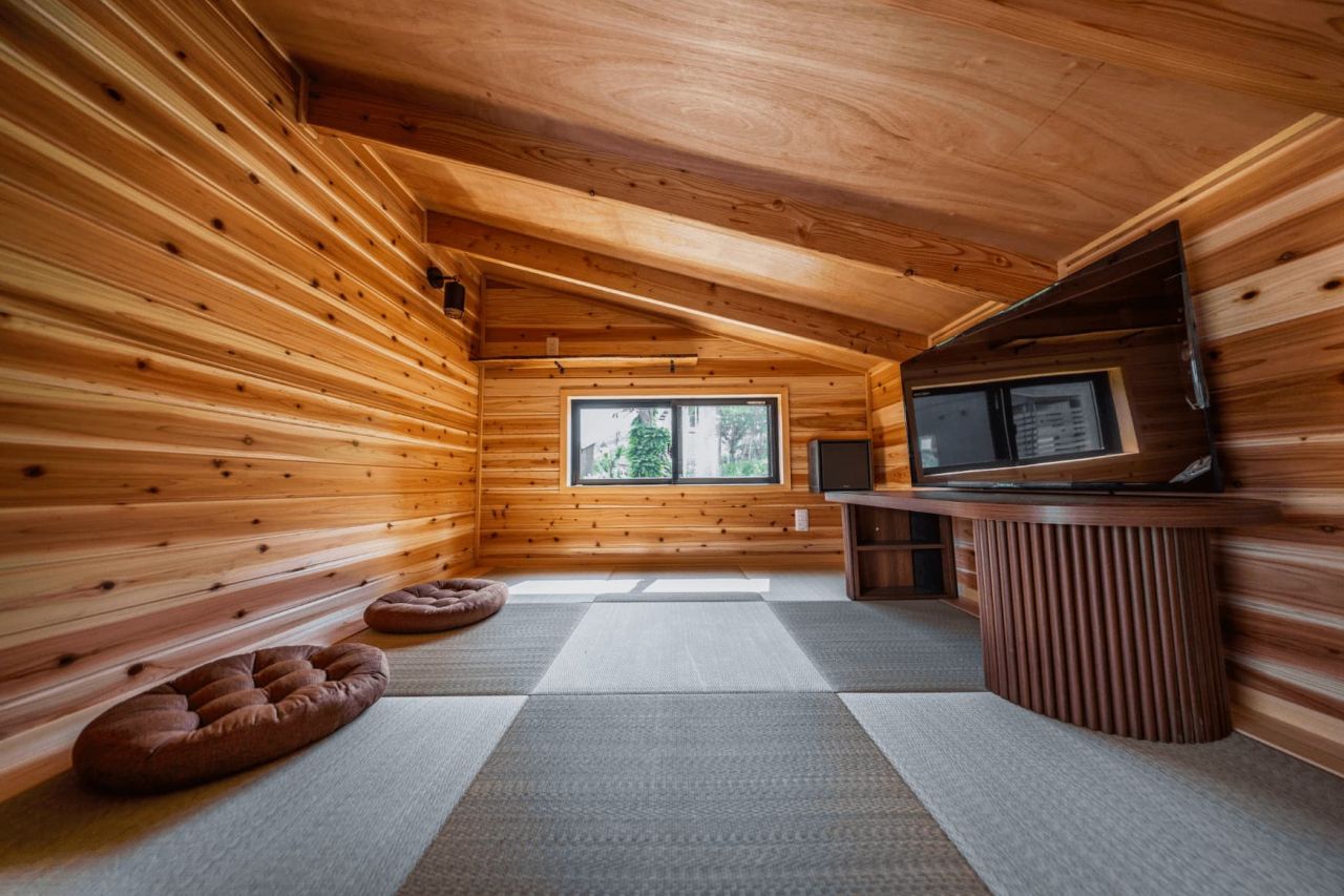 This Japanese Tiny House Comes Standard With Several Winter Features to Withstand in Cold Climates