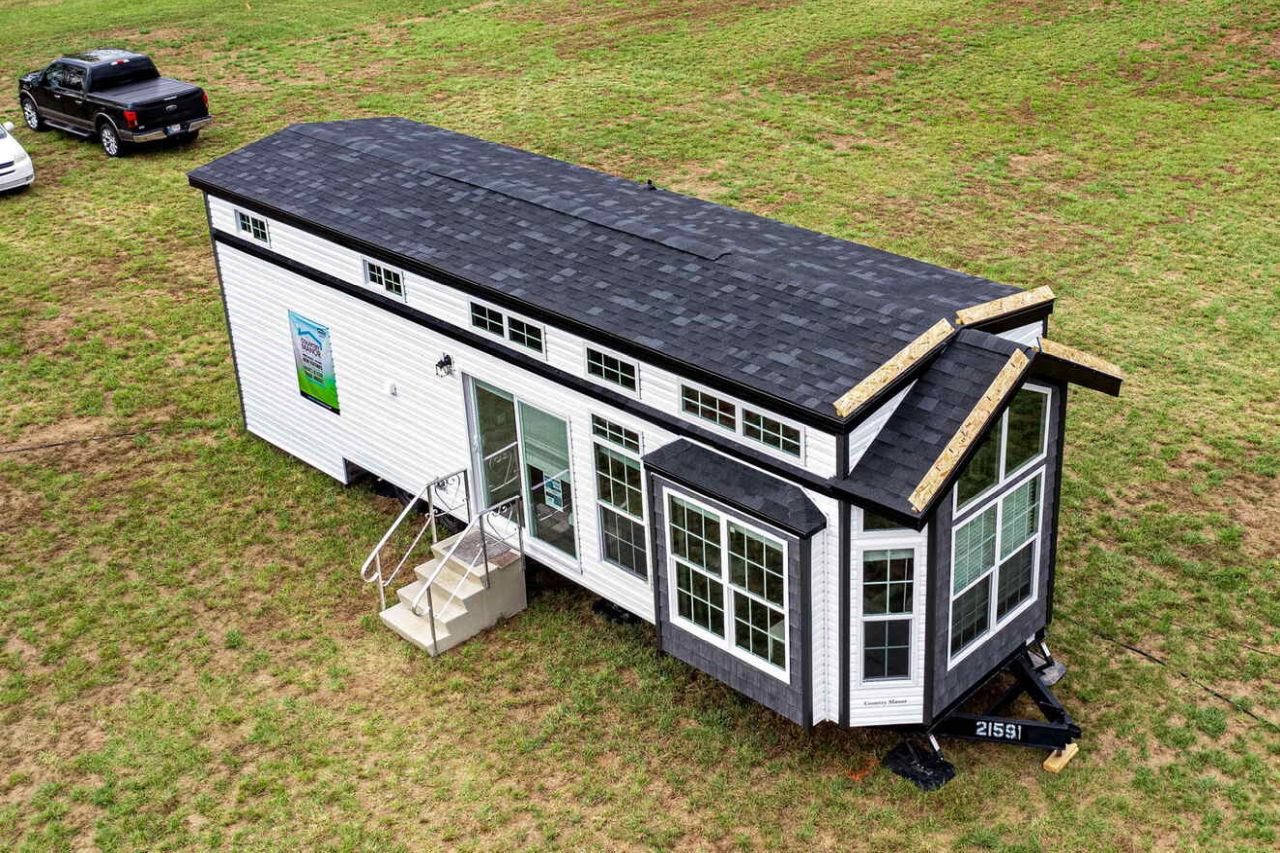 Timber Creek tiny house on wheels roof