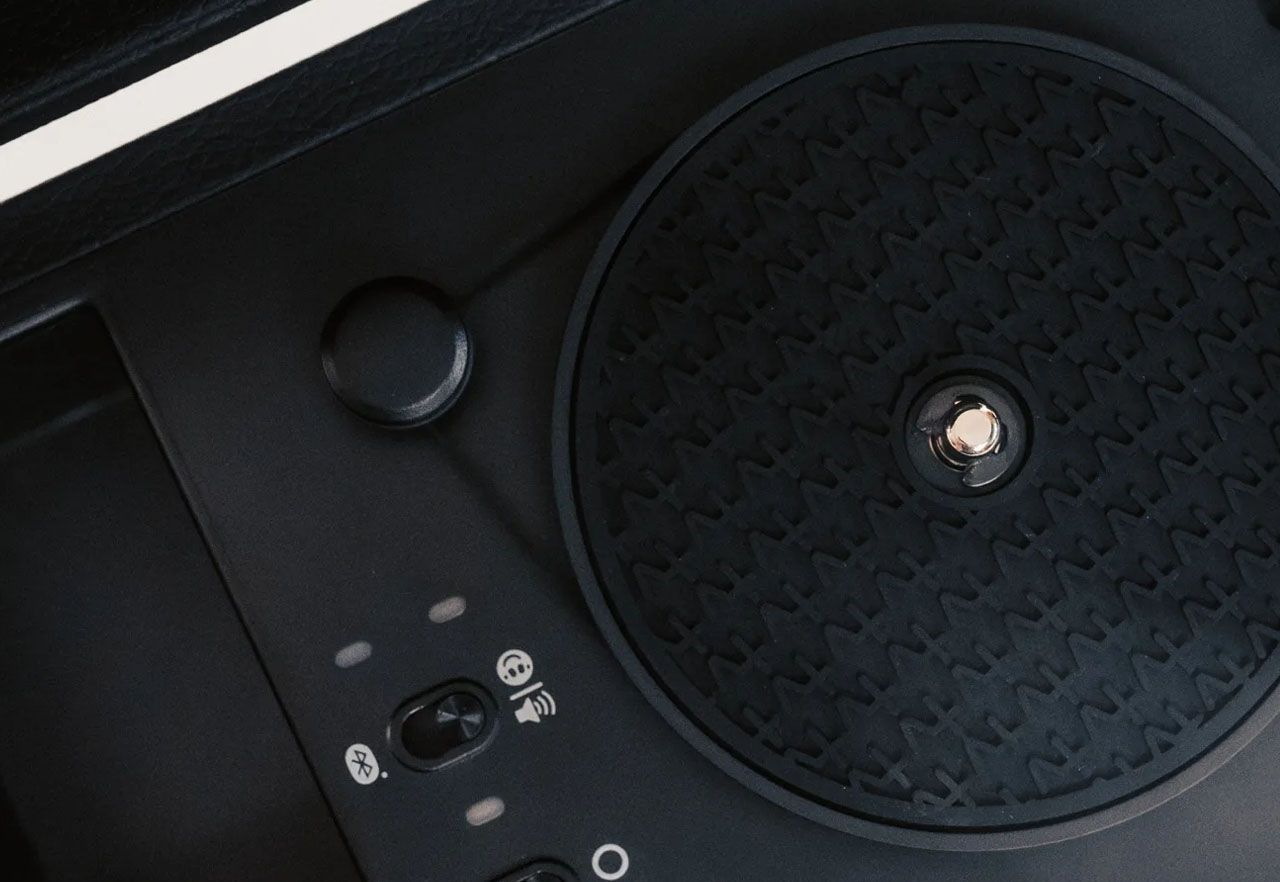 Tiny Vinyl Player