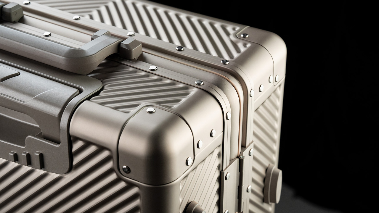 Titaner Voyager Carry-On System