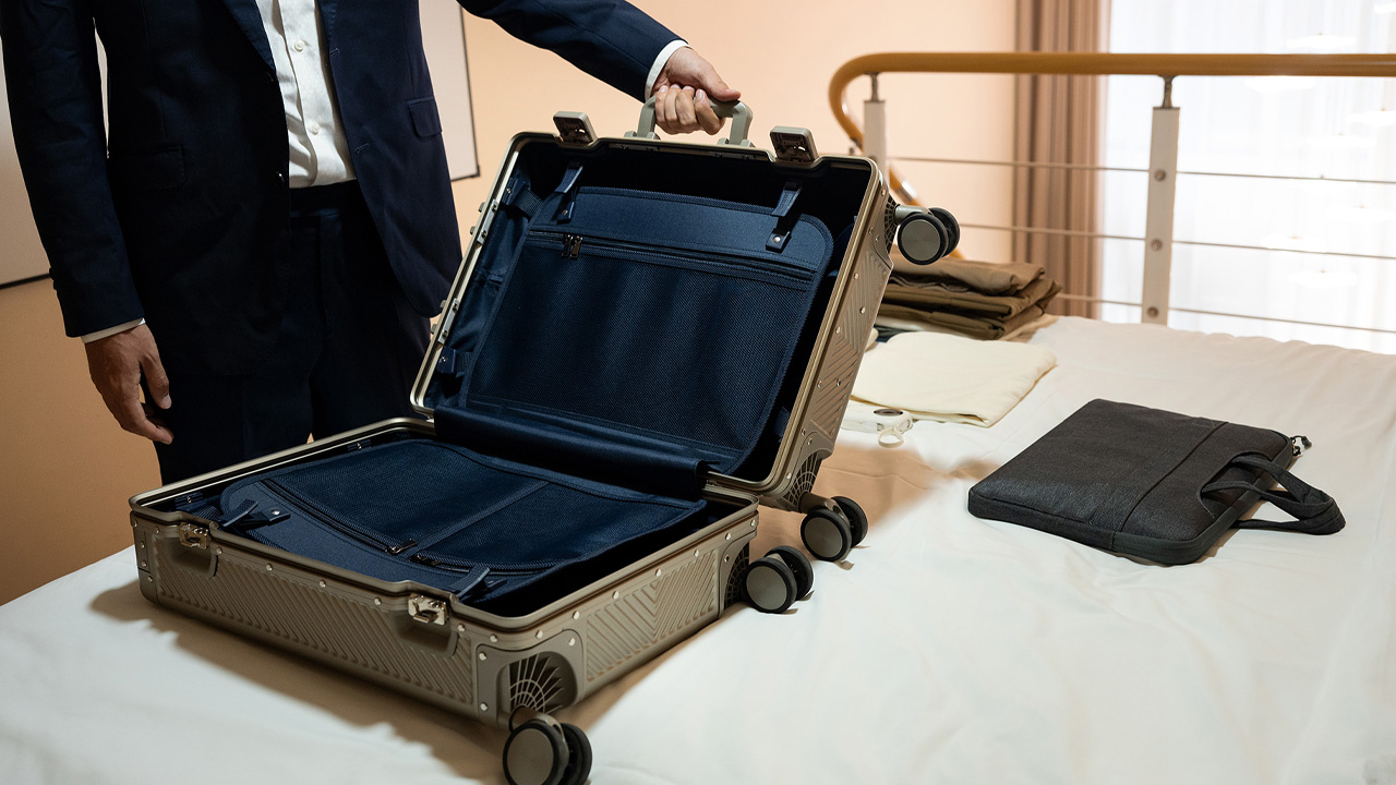 Titaner Voyager Carry-On System