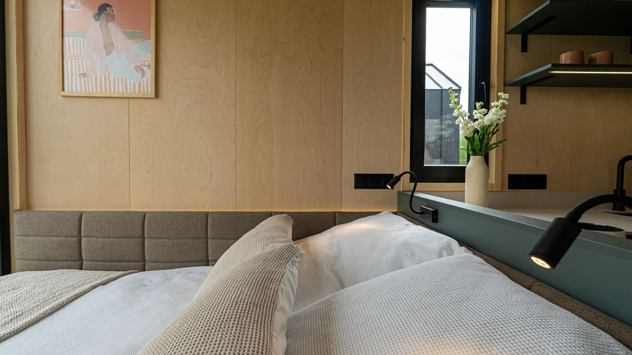 Wood Prestige Tiny House bedroom